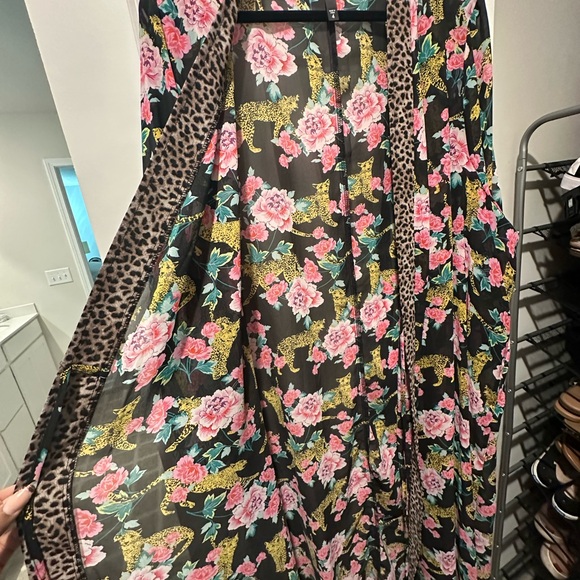 Torrid Leopard Floral Kimono Cover-Up - Picture 5 of 6
